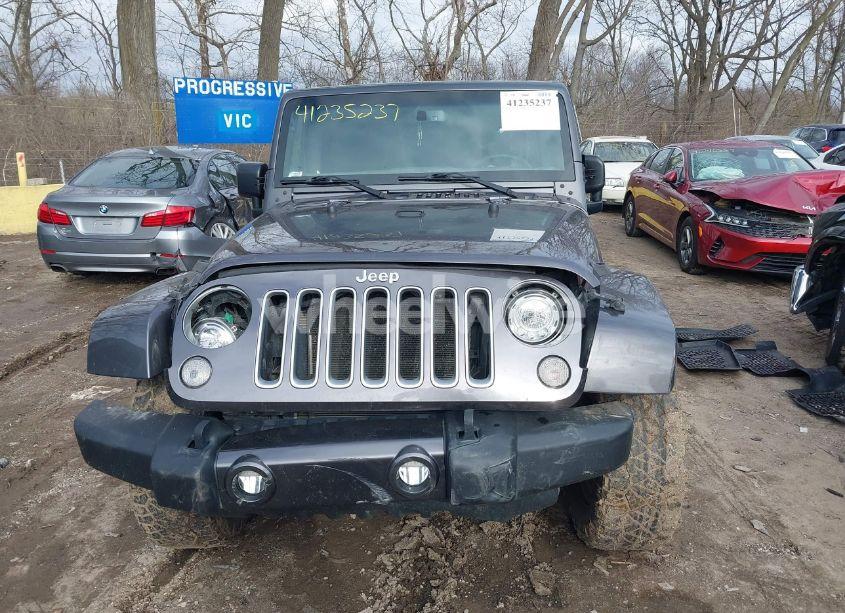 Photo 12 of 2017 Jeep Wrangler UNLIMITED SAHARA 4X4 (VIN 1C4BJWEG9HL541041)