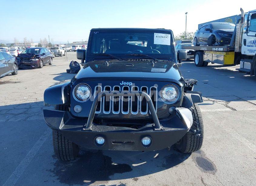 Photo 12 of 2017 Jeep Wrangler UNLIMITED SAHARA 4X4 (VIN 1C4BJWEG9HL658652)