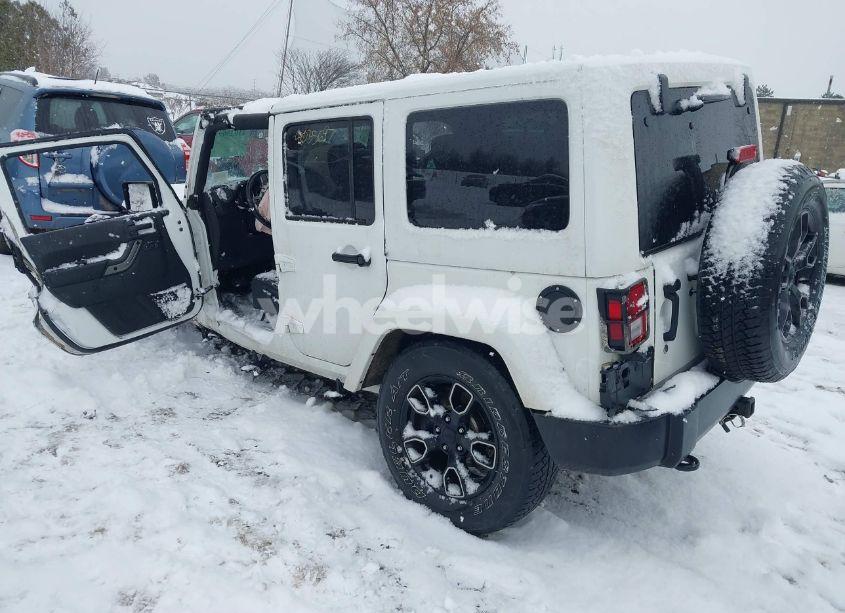 Photo 3 of 2018 Jeep Wrangler JK UNLIMITED ALTITUDE 4X4 (VIN 1C4BJWEG9JL852488)