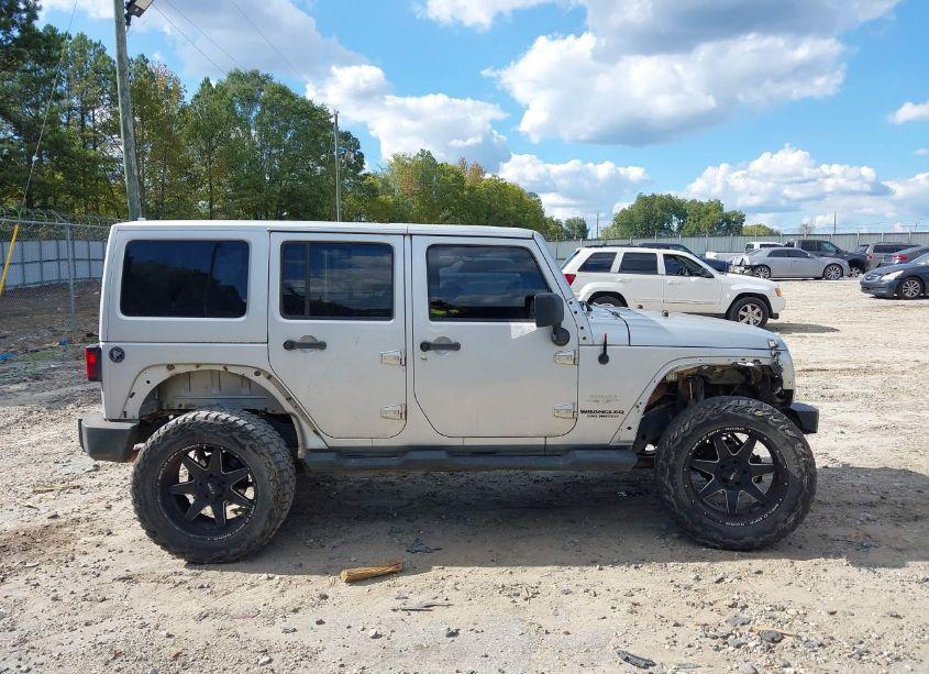 Photo 13 of 2012 Jeep Wrangler UNLIMITED SAHARA (VIN 1C4BJWEGXCL177561)