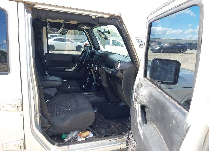 Photo 5 of 2012 Jeep Wrangler UNLIMITED SAHARA (VIN 1C4BJWEGXCL177561)