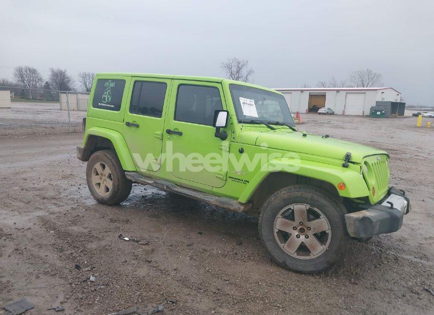 2012 Jeep Wrangler UNLIMITED SAHARA (VIN 1C4BJWEGXCL260780) main photo