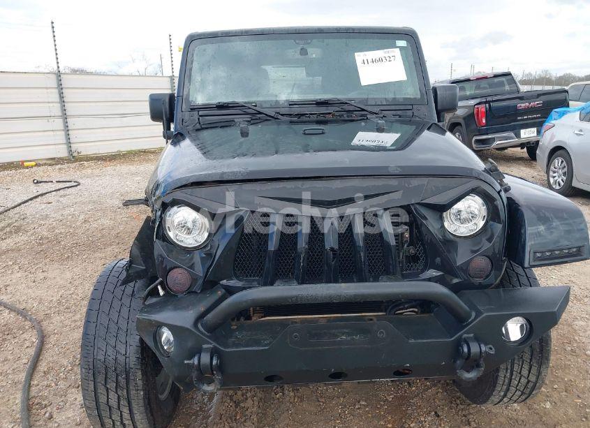 Photo 12 of 2013 Jeep Wrangler UNLIMITED SAHARA (VIN 1C4BJWEGXDL536795)