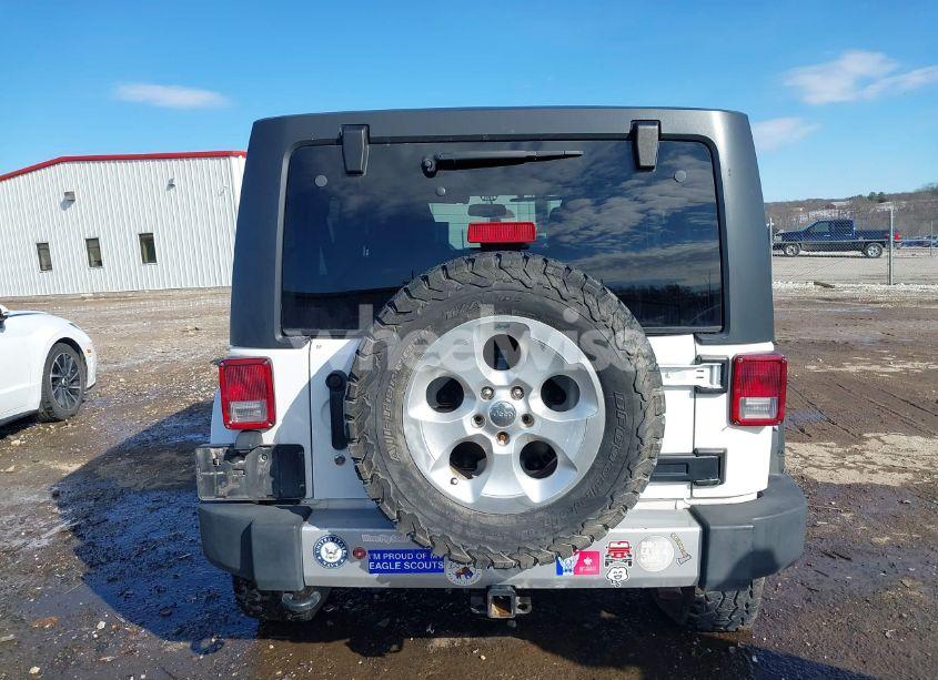 Photo 17 of 2013 Jeep Wrangler UNLIMITED SAHARA (VIN 1C4BJWEGXDL692724)