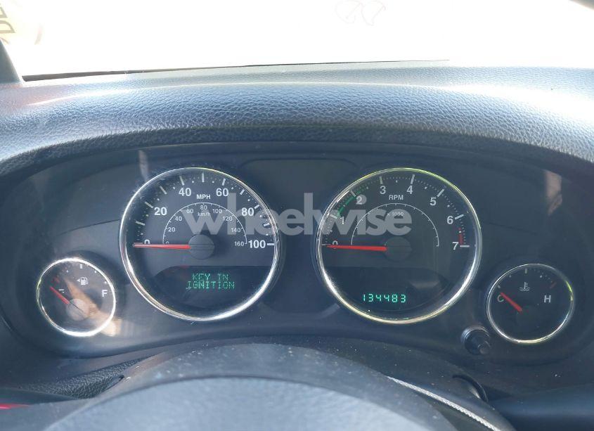 Photo 7 of 2013 Jeep Wrangler UNLIMITED SAHARA (VIN 1C4BJWEGXDL692724)