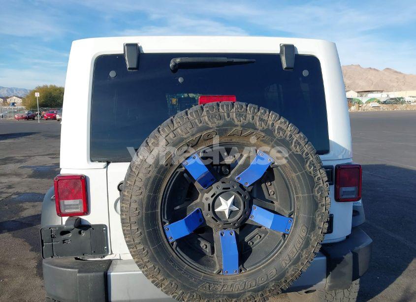 Photo 16 of 2014 Jeep Wrangler UNLIMITED SAHARA (VIN 1C4BJWEGXEL259423)