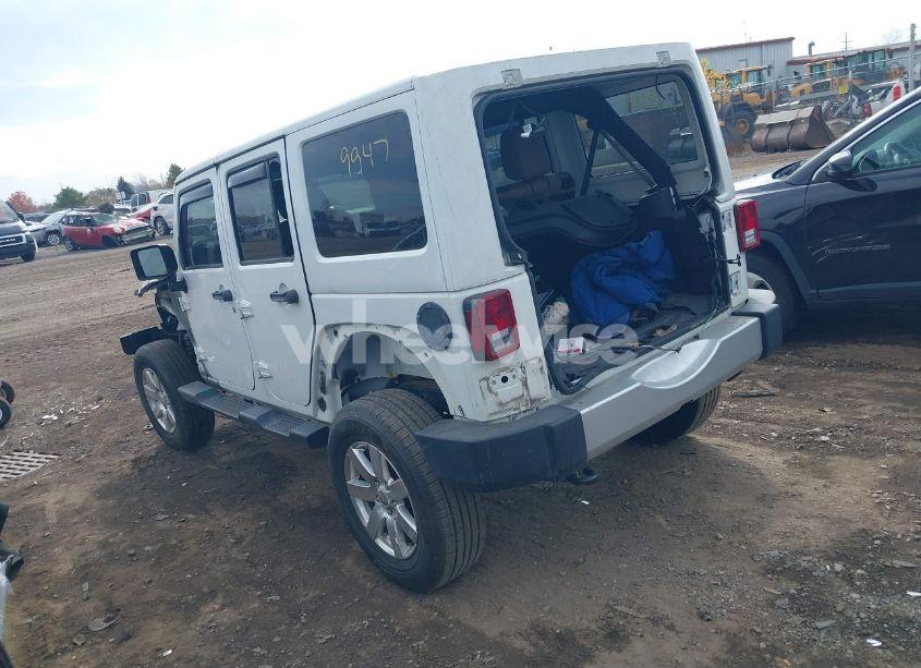 Photo 3 of 2015 Jeep Wrangler UNLIMITED SAHARA (VIN 1C4BJWEGXFL669947)