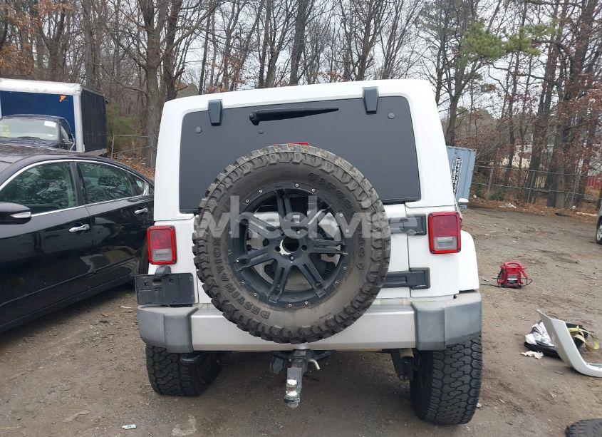Photo 17 of 2015 Jeep Wrangler UNLIMITED SAHARA (VIN 1C4BJWEGXFL713140)