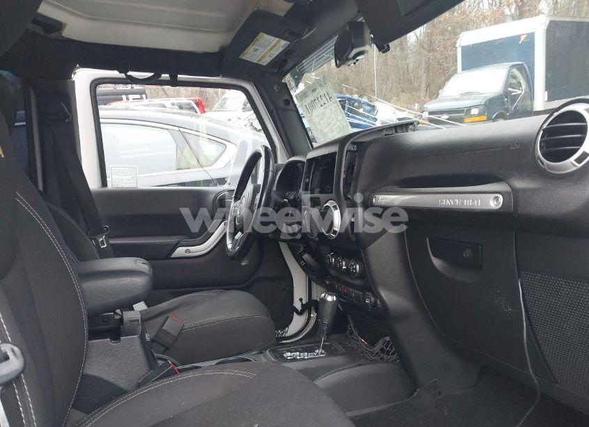 Photo 5 of 2015 Jeep Wrangler UNLIMITED SAHARA (VIN 1C4BJWEGXFL713140)