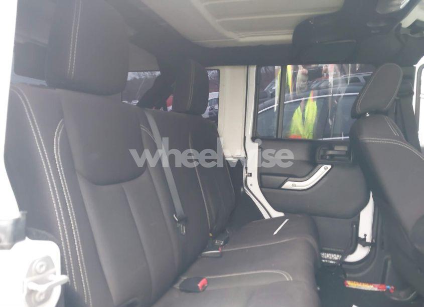 Photo 8 of 2015 Jeep Wrangler UNLIMITED SAHARA (VIN 1C4BJWEGXFL713140)