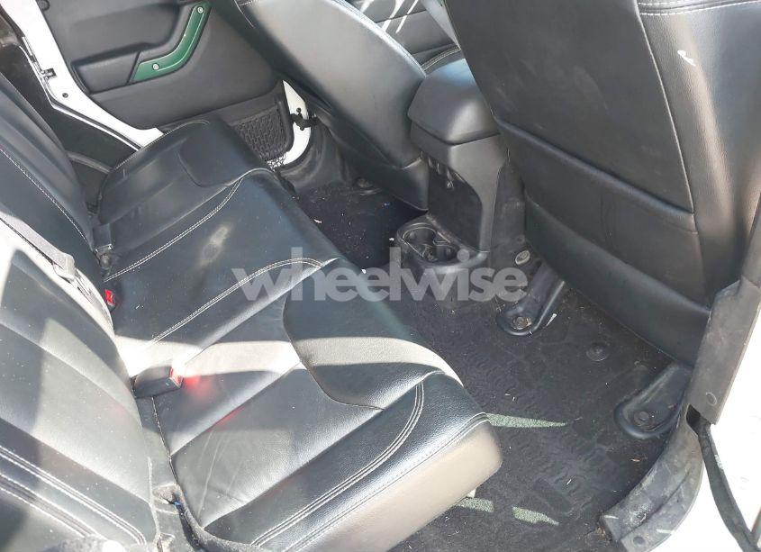 Photo 8 of 2016 Jeep Wrangler UNLIMITED SAHARA (VIN 1C4BJWEGXGL201976)