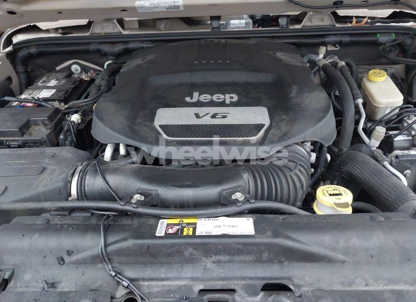 Photo 10 of 2016 Jeep Wrangler UNLIMITED 75TH ANNIVERSARY (VIN 1C4BJWEGXGL260820)