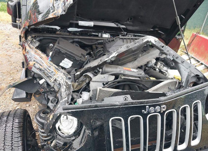 Photo 10 of 2017 Jeep Wrangler UNLIMITED SAHARA 4X4 (VIN 1C4BJWEGXHL561962)