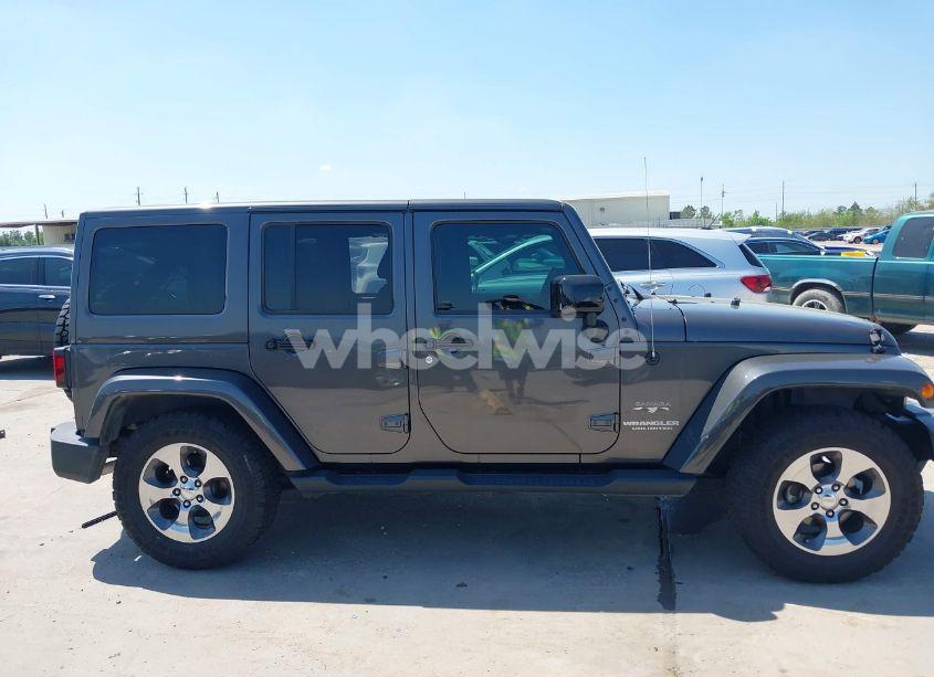 Photo 14 of 2017 Jeep Wrangler UNLIMITED SAHARA 4X4 (VIN 1C4BJWEGXHL730216)