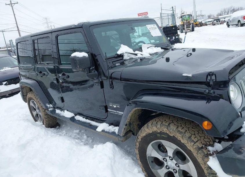 Photo 13 of 2018 Jeep Wrangler JK UNLIMITED SAHARA 4X4 (VIN 1C4BJWEGXJL804644)