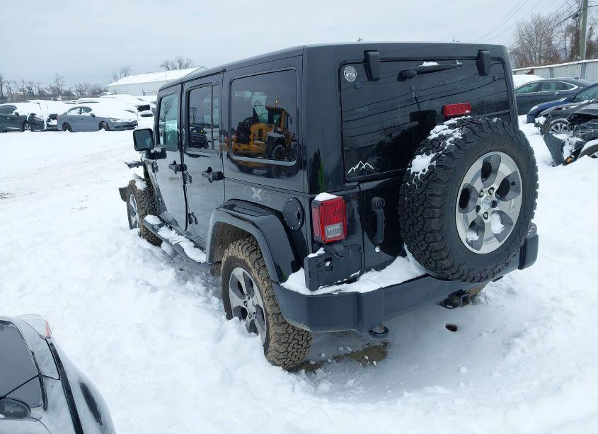 Photo 3 of 2018 Jeep Wrangler JK UNLIMITED SAHARA 4X4 (VIN 1C4BJWEGXJL804644)