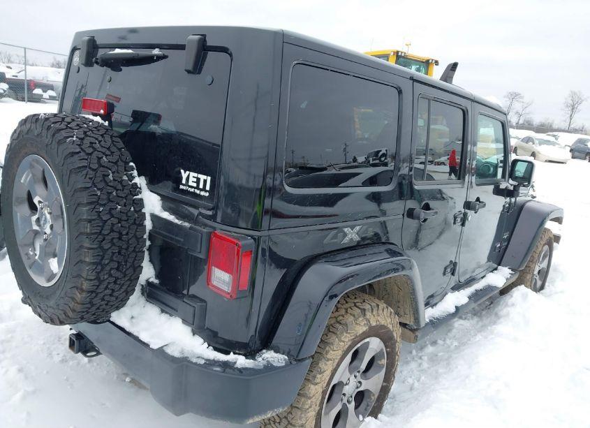 Photo 4 of 2018 Jeep Wrangler JK UNLIMITED SAHARA 4X4 (VIN 1C4BJWEGXJL804644)