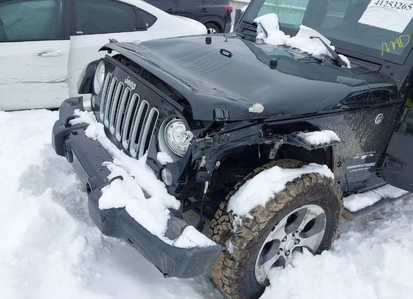 Photo 6 of 2018 Jeep Wrangler JK UNLIMITED SAHARA 4X4 (VIN 1C4BJWEGXJL804644)