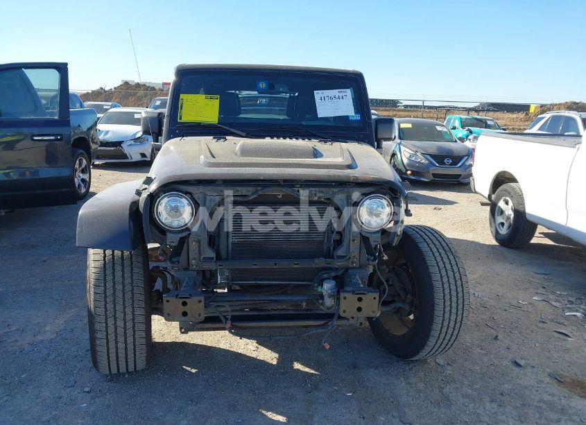 Photo 13 of 2018 Jeep Wrangler JK UNLIMITED ALTITUDE 4X4 (VIN 1C4BJWEGXJL848708)