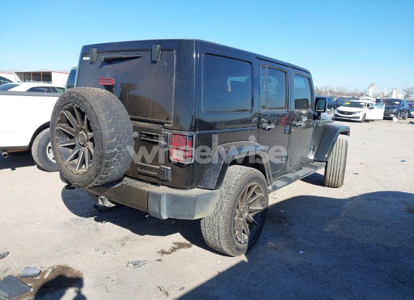 Photo 4 of 2018 Jeep Wrangler JK UNLIMITED ALTITUDE 4X4 (VIN 1C4BJWEGXJL848708)