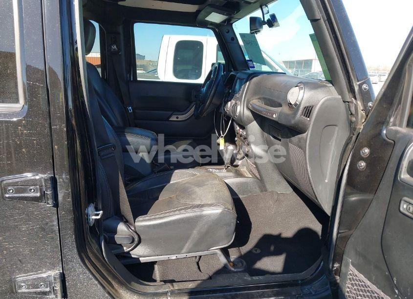 Photo 5 of 2018 Jeep Wrangler JK UNLIMITED ALTITUDE 4X4 (VIN 1C4BJWEGXJL848708)