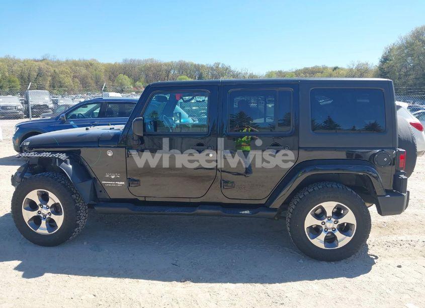 Photo 15 of 2018 Jeep Wrangler JK UNLIMITED SAHARA (VIN 1C4BJWEGXJL865122)