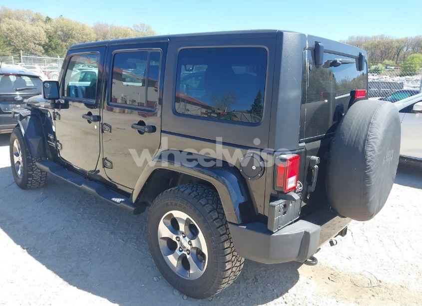 Photo 3 of 2018 Jeep Wrangler JK UNLIMITED SAHARA (VIN 1C4BJWEGXJL865122)