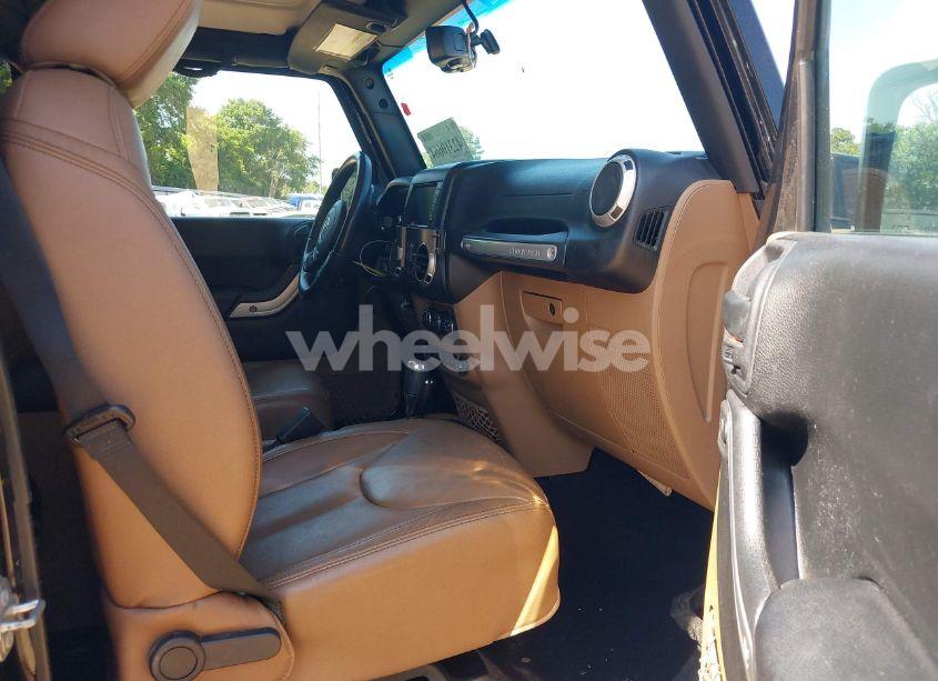 Photo 5 of 2016 Jeep Wrangler UNLIMITED RUBICON (VIN 1C4BJWFG0GL218364)