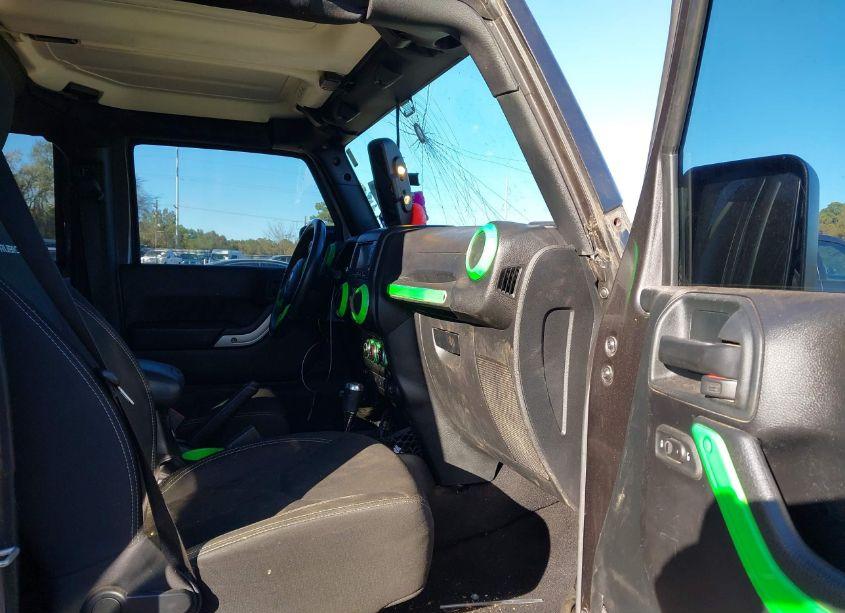 Photo 5 of 2016 Jeep Wrangler UNLIMITED RUBICON (VIN 1C4BJWFG0GL261506)