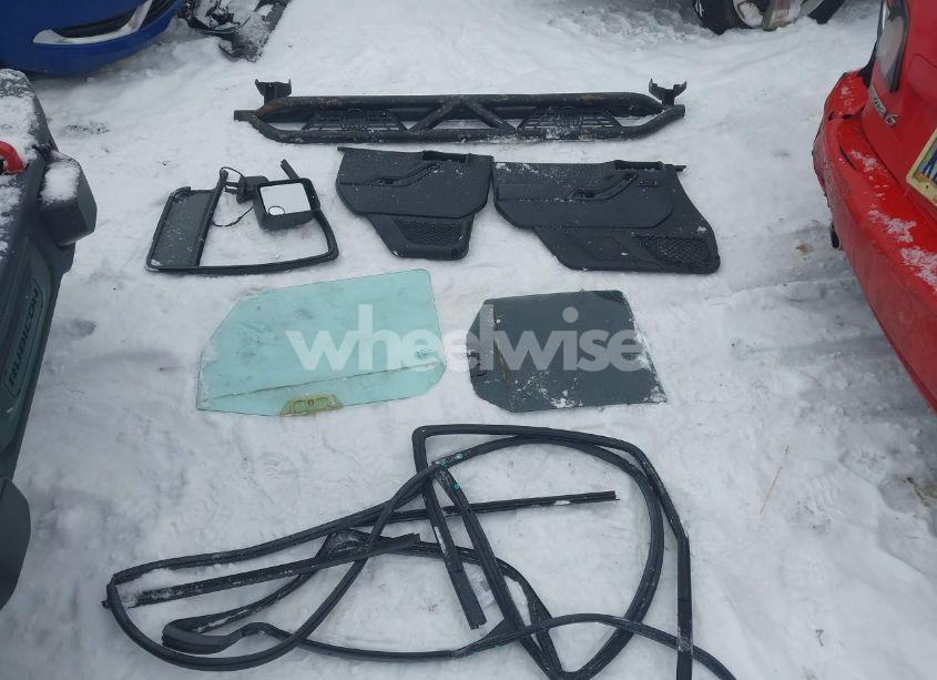 Photo 12 of 2014 Jeep Wrangler UNLIMITED RUBICON X (VIN 1C4BJWFG1EL263181)