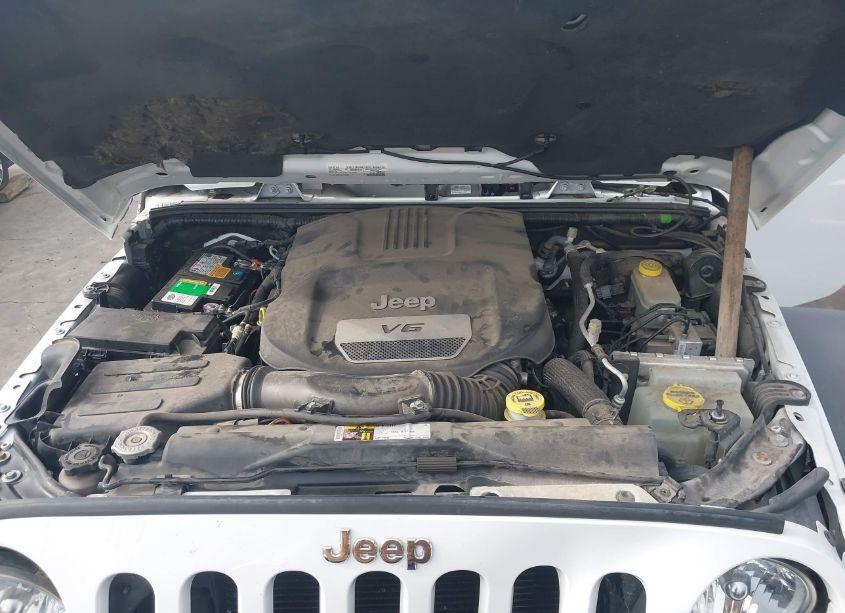 Photo 10 of 2016 Jeep Wrangler UNLIMITED RUBICON (VIN 1C4BJWFG1GL206904)