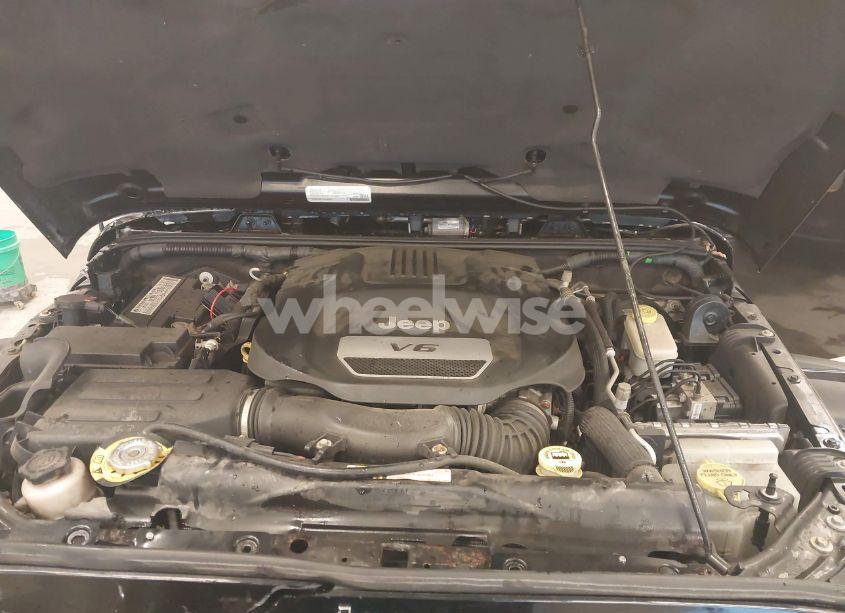 Photo 10 of 2016 Jeep Wrangler UNLIMITED RUBICON (VIN 1C4BJWFG2GL144073)