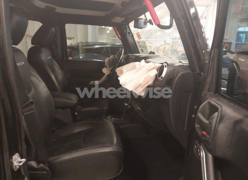 Photo 5 of 2016 Jeep Wrangler UNLIMITED RUBICON (VIN 1C4BJWFG2GL144073)