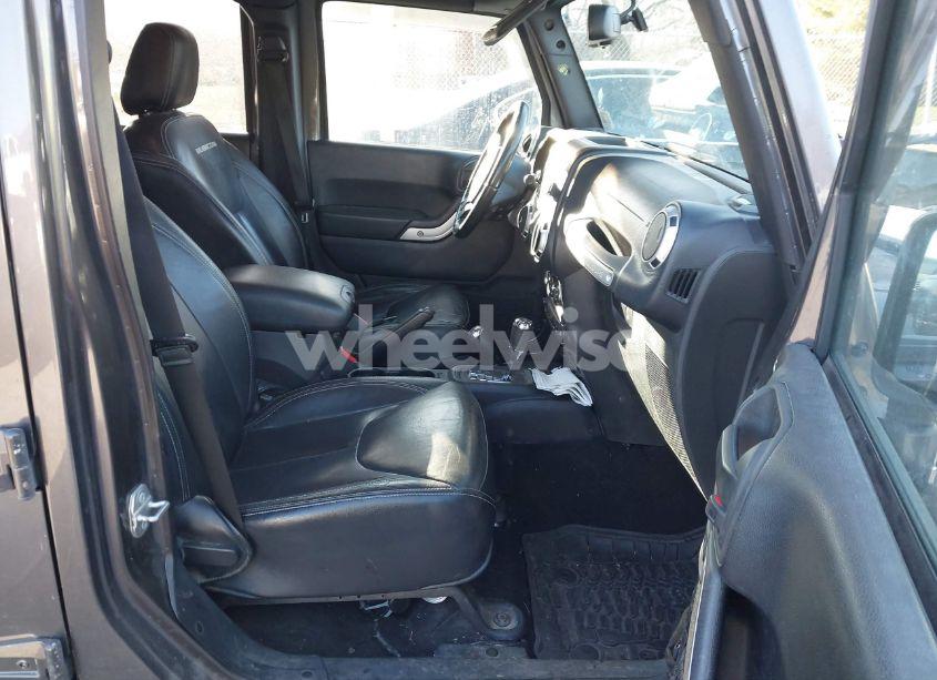 Photo 5 of 2016 Jeep Wrangler UNLIMITED RUBICON (VIN 1C4BJWFG2GL180412)