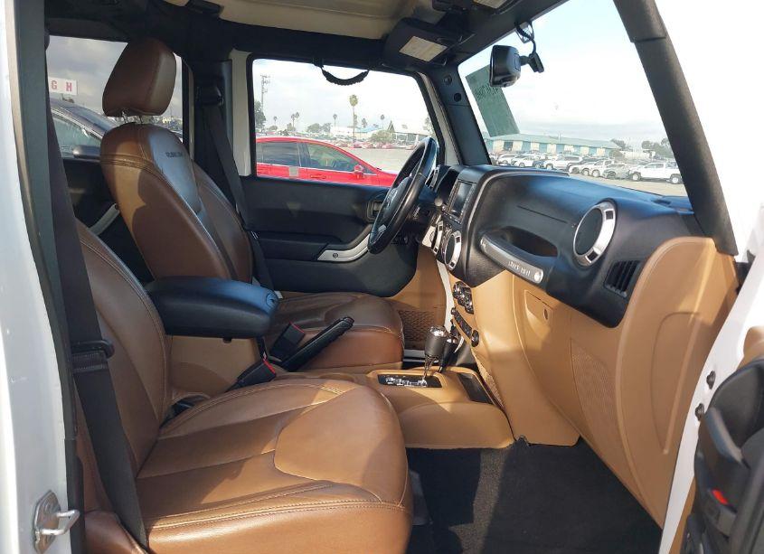 Photo 5 of 2017 Jeep Wrangler UNLIMITED RUBICON 4X4 (VIN 1C4BJWFG3HL558030)