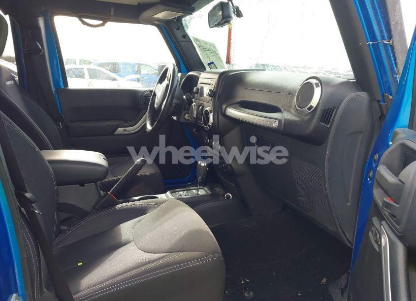 Photo 5 of 2015 Jeep Wrangler UNLIMITED RUBICON (VIN 1C4BJWFG5FL558348)