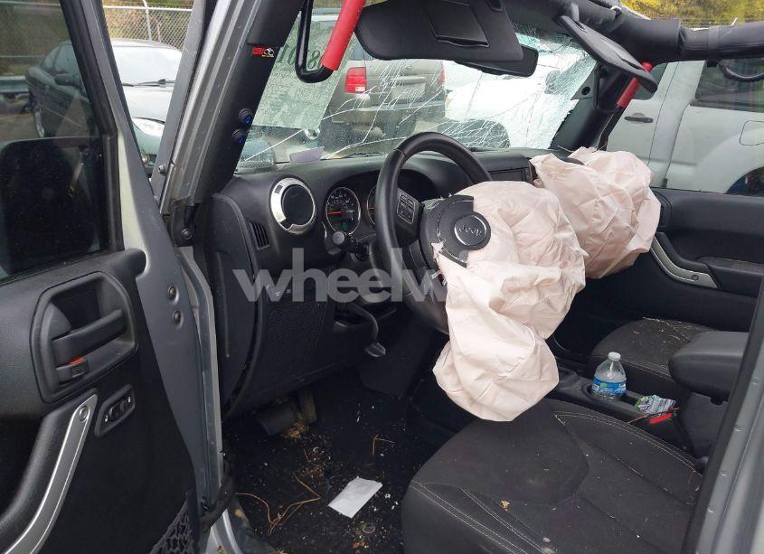 Photo 5 of 2017 Jeep Wrangler UNLIMITED RUBICON 4X4 (VIN 1C4BJWFG6HL512837)