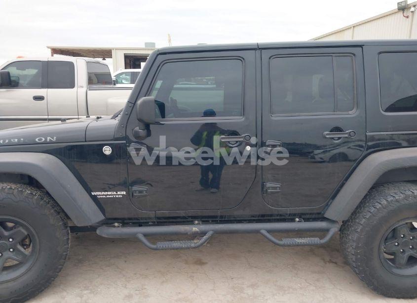 Photo 14 of 2015 Jeep Wrangler UNLIMITED RUBICON (VIN 1C4BJWFG7FL507742)