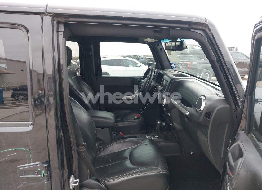 Photo 5 of 2015 Jeep Wrangler UNLIMITED RUBICON (VIN 1C4BJWFG7FL507742)