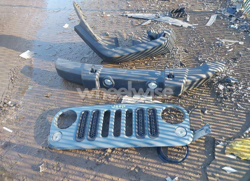 Photo 12 of 2015 Jeep Wrangler UNLIMITED RUBICON (VIN 1C4BJWFG7FL525464)