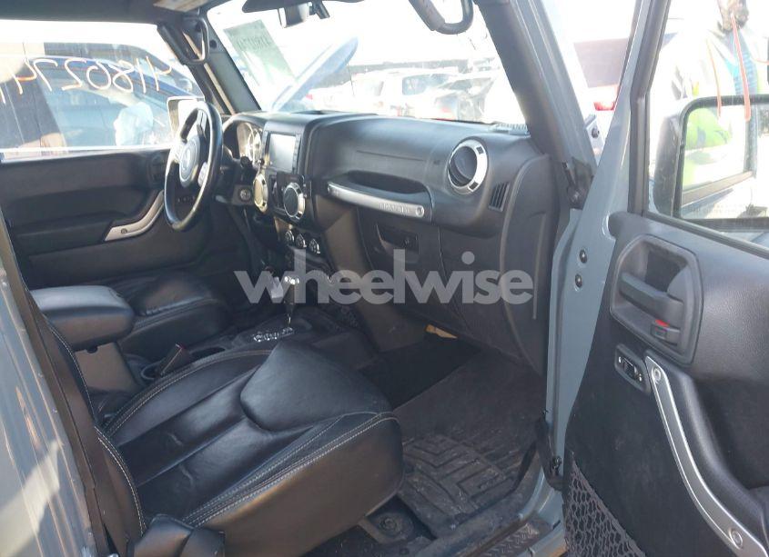 Photo 5 of 2015 Jeep Wrangler UNLIMITED RUBICON (VIN 1C4BJWFG7FL525464)