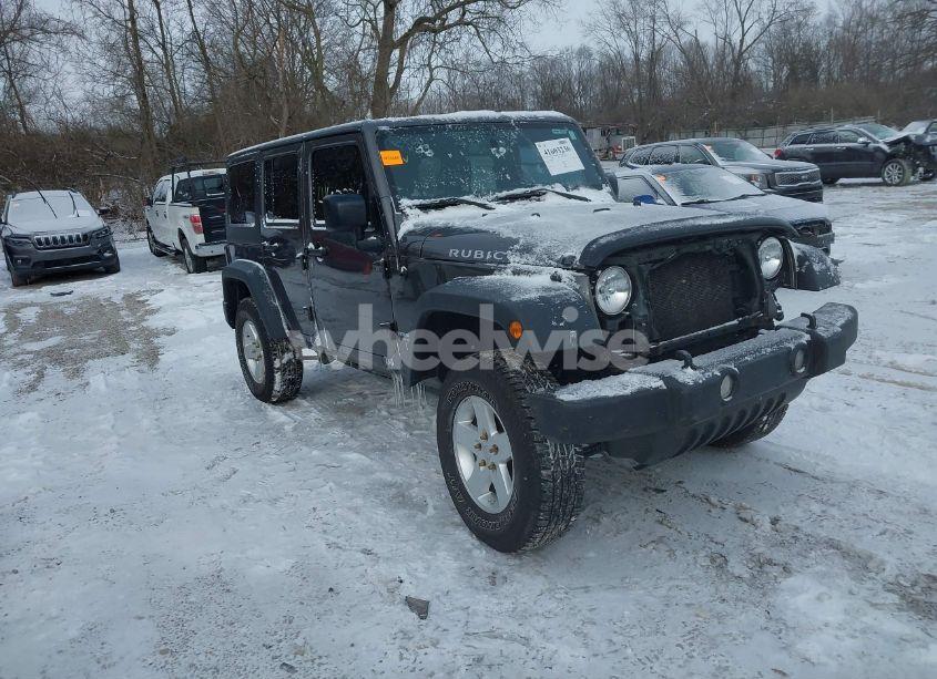 2016 Jeep Wrangler UNLIMITED RUBICON (VIN 1C4BJWFG7GL192698) main photo