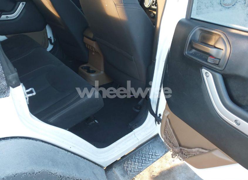 Photo 8 of 2017 Jeep Wrangler UNLIMITED RUBICON 4X4 (VIN 1C4BJWFG9HL679998)