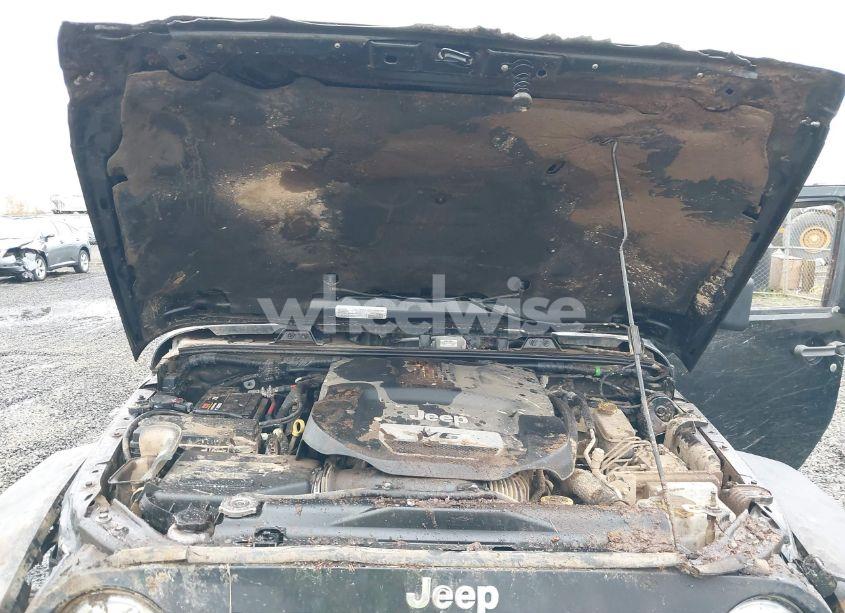 Photo 10 of 2018 Jeep Wrangler JK UNLIMITED RUBICON 4X4 (VIN 1C4BJWFG9JL844051)