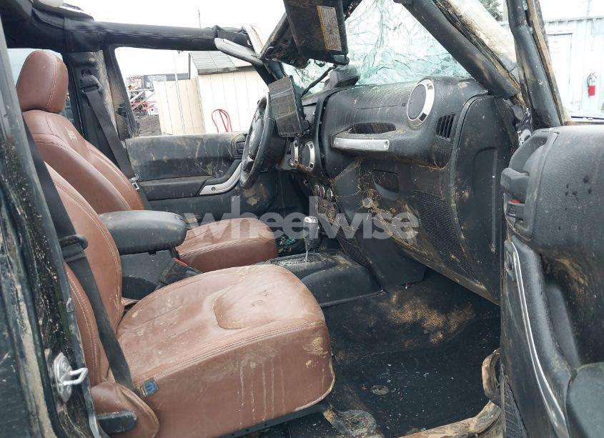 Photo 5 of 2018 Jeep Wrangler JK UNLIMITED RUBICON 4X4 (VIN 1C4BJWFG9JL844051)