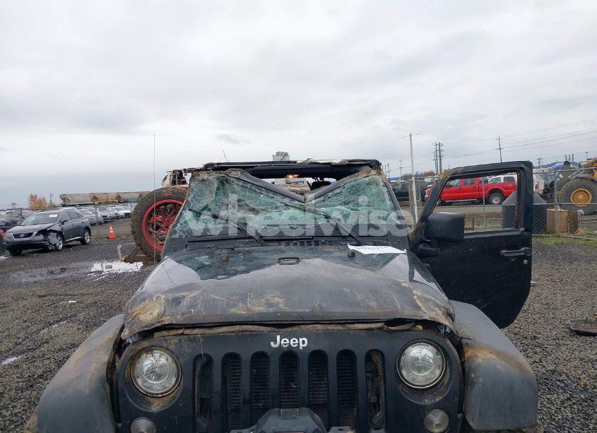 Photo 6 of 2018 Jeep Wrangler JK UNLIMITED RUBICON 4X4 (VIN 1C4BJWFG9JL844051)