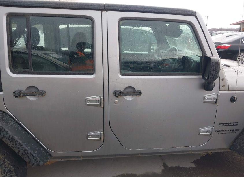 Photo 13 of 2018 Jeep Wrangler JK UNLIMITED SPORT RHD 4X4 (VIN 1C4BJWKG3JL892926)