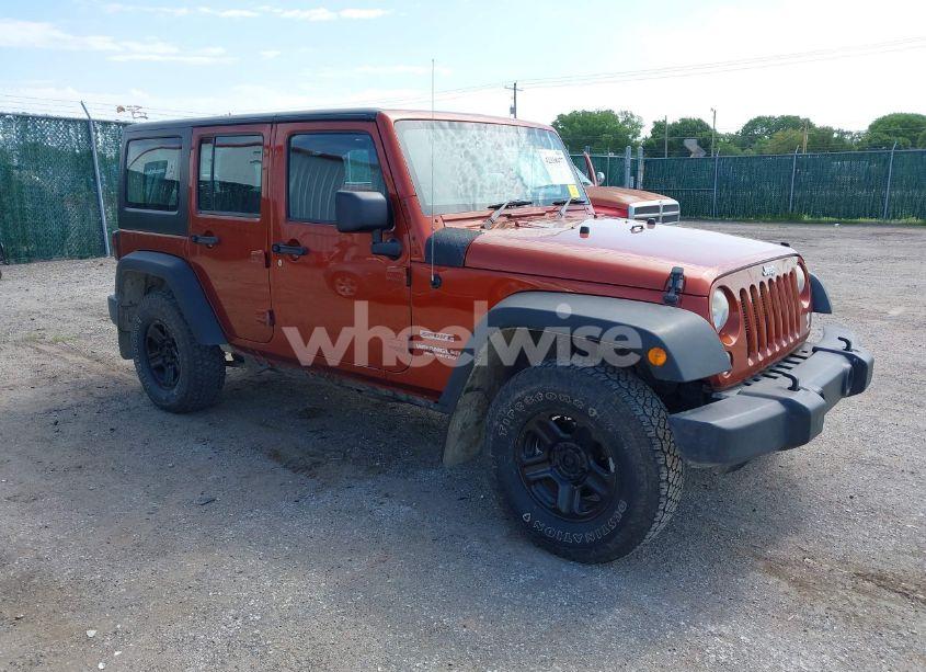 2014 Jeep Wrangler UNLIMITED SPORT RHD (VIN 1C4BJWKG6EL242834) main photo