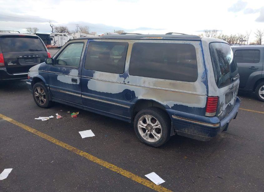 Photo 3 of 1994 Chrysler Town & COUNTRY (VIN 1C4GH54L7RX259095)