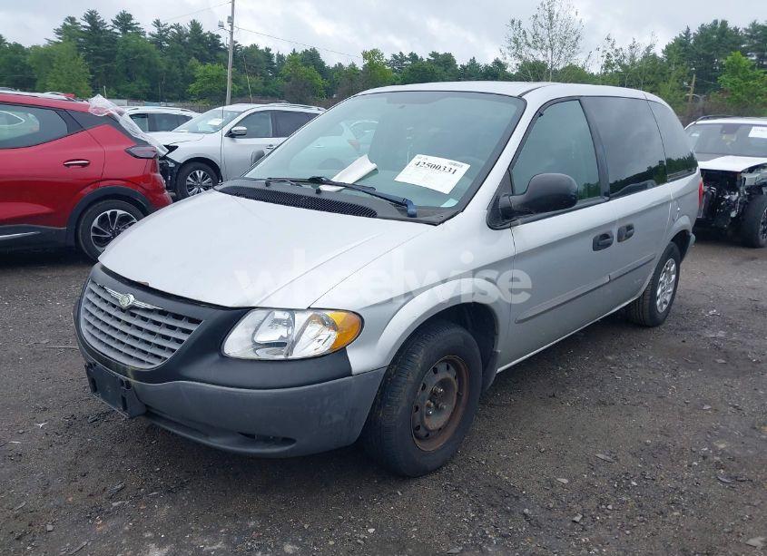 Photo 2 of 2002 Chrysler Voyager (VIN 1C4GJ25342B607830)